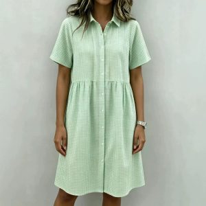 Retro-style polo collar checkered puffed-sleeve dress